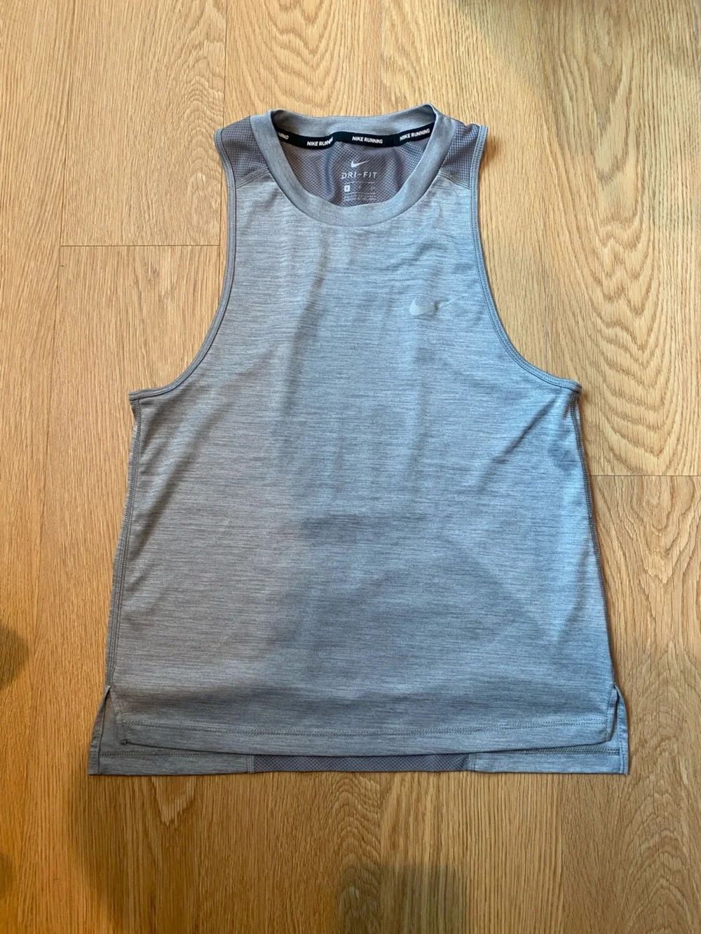Nike Dri-Fit Running Tank - Size SM